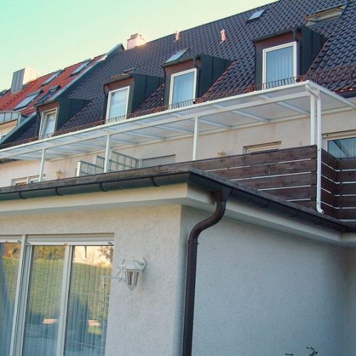 Balkonüberdachung aus Aluminium