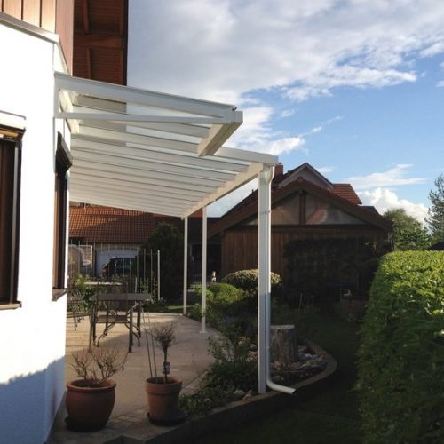 individuelle Terrassenüberdachung aus Aluminium