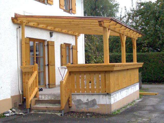 Terrassenüberdachung aus Holz